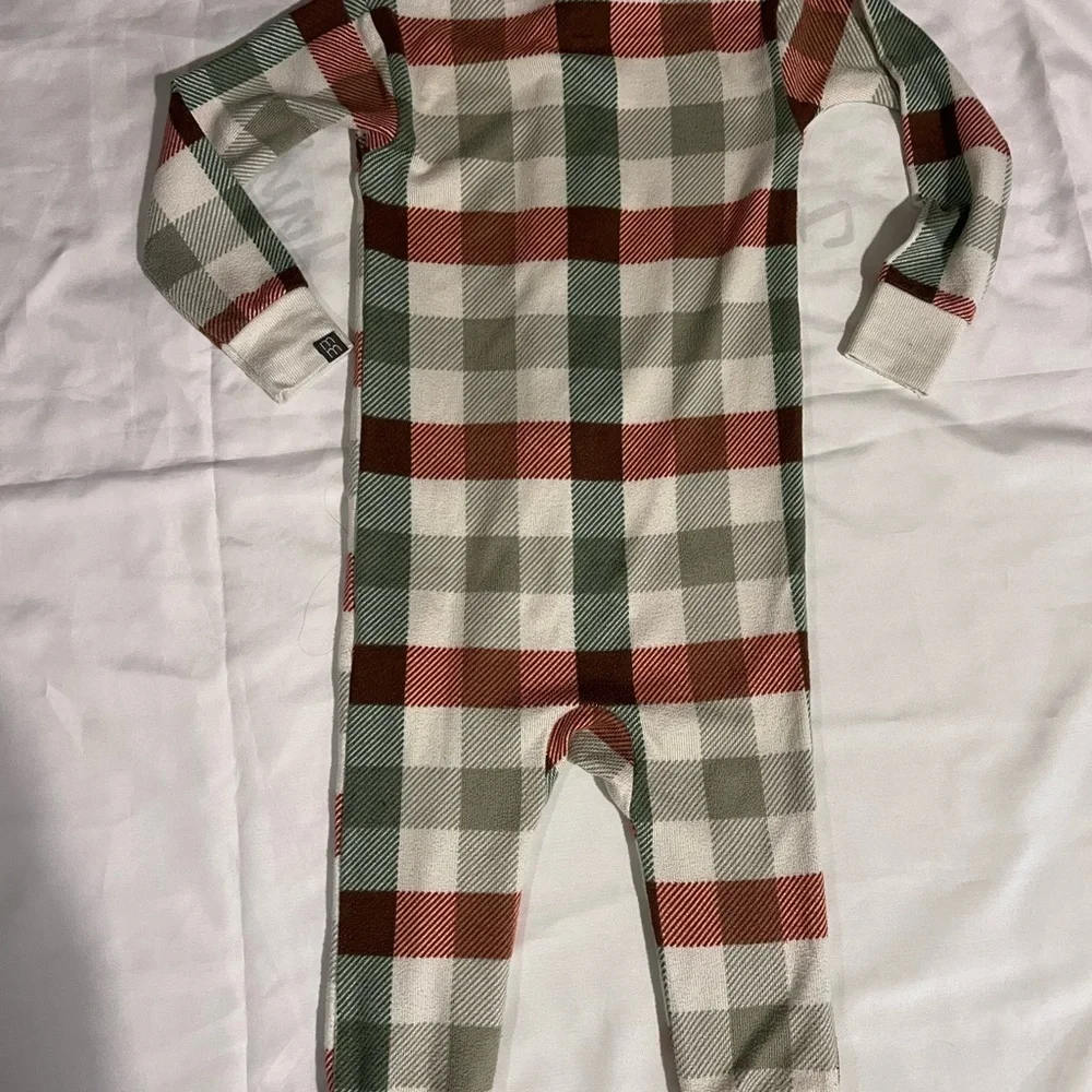 Modern Moments Super Soft Plaid Toddler One Piece Zip Up Pajama in Size 2T